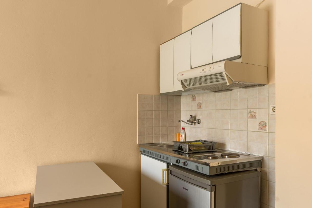 Kastro Aggeliki Apartment Kardhamili Bagian luar foto