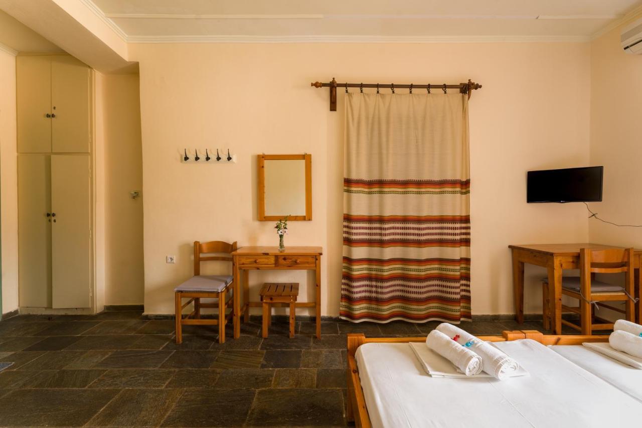 Kastro Aggeliki Apartment Kardhamili Bagian luar foto