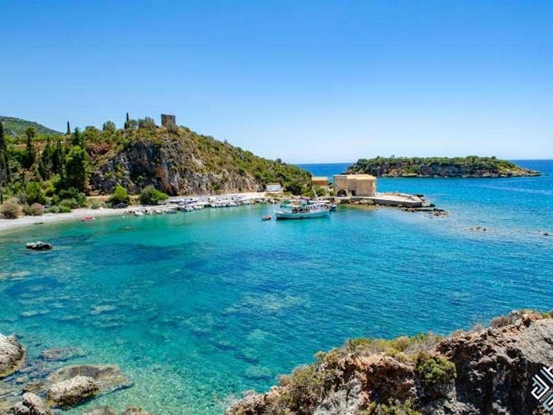 Kastro Aggeliki Apartment Kardhamili Bagian luar foto