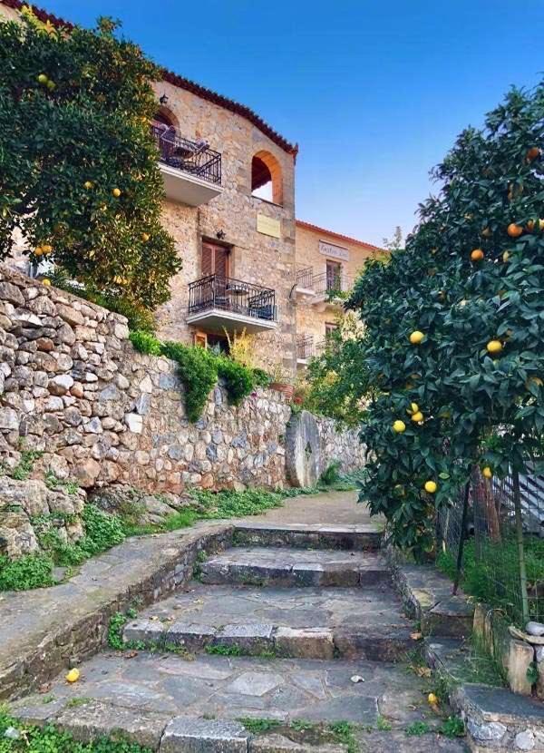 Kastro Aggeliki Apartment Kardhamili Bagian luar foto