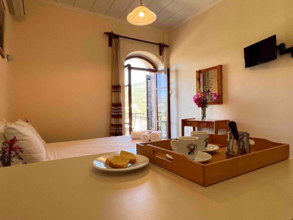 Kastro Aggeliki Apartment Kardhamili Bagian luar foto